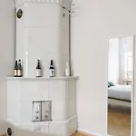 Nordic Vintage 1br In Kamppi